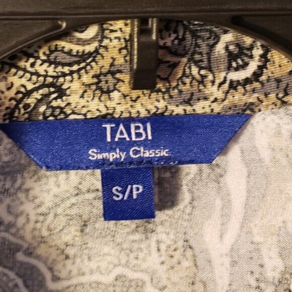 Ladies TABI Simply Classic Paisley Button Down Shirt w/Front Pockets - S/P - Picture 4 of 4